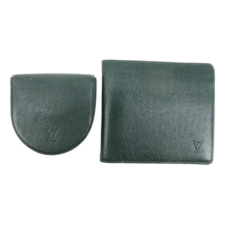 Louis Vuitton bags with a front - flap pocket for quick - access itemsLouis Vuitton Taiga Set of 2 Wallet Coin Case Epicea M30374 M3046P