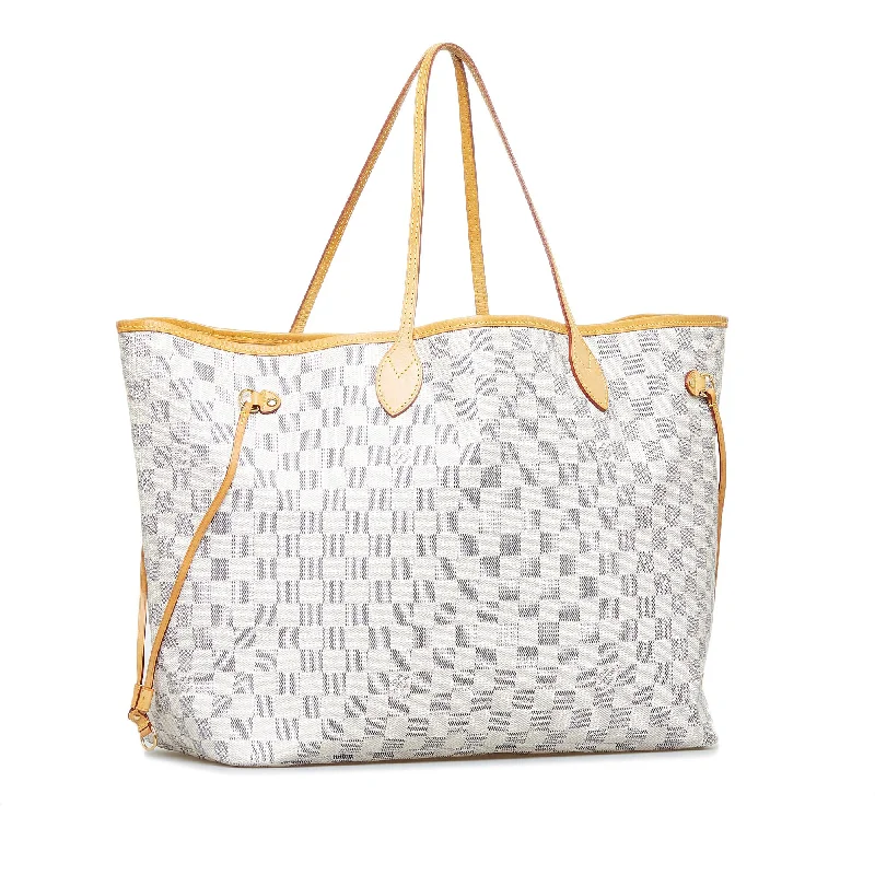 Ladies Louis Vuitton shoulder bags with a tassel decoration for charmLouis Vuitton Damier Azur Neverfull GM (bzG4tL)