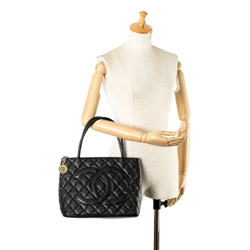 Chanel Designer Handbag with Unique DesignCHANEL Caviar Medallion Tote Black