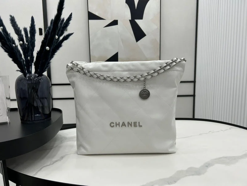 Chanel Quilted Leather Shoulder Bag for FashionistasChanel -Bags - CHL Bags - 291