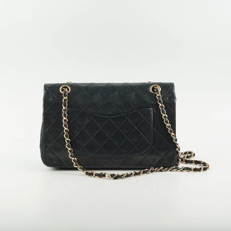 Chanel Designer Handbag with Unique DesignChanel Vintage Quilted Lambskin Medium/Large Black 24k GHW