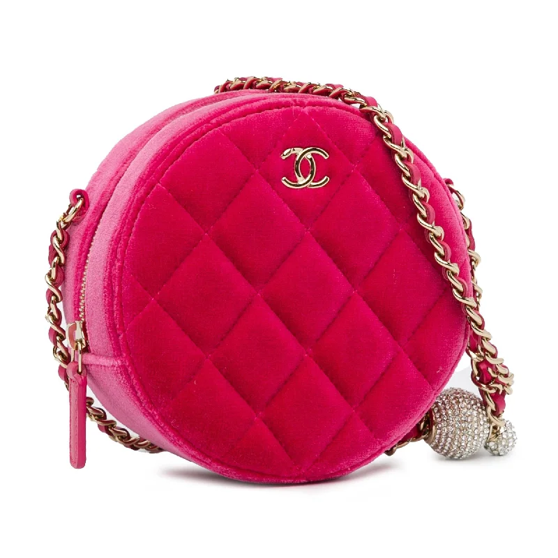 Chanel All - Match Handbag for Versatile StylingChanel Velvet Pearl Crush Round Clutch with Chain (c4Cqfk)