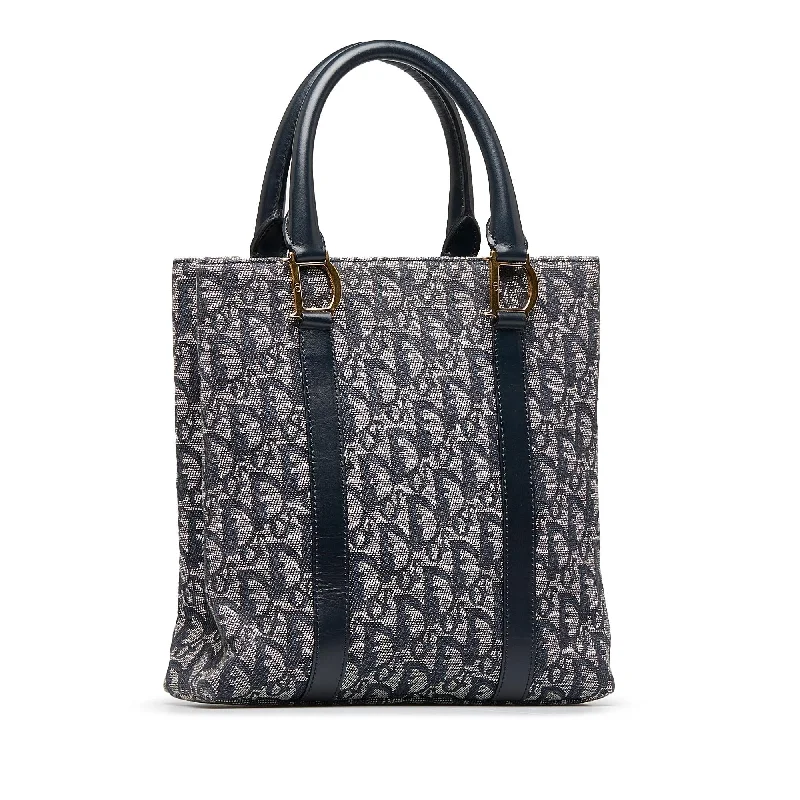 Fashion - forward Christian Dior tote bags for the modern womanDior Dior Oblique Trotter Tote (UYfcMT)