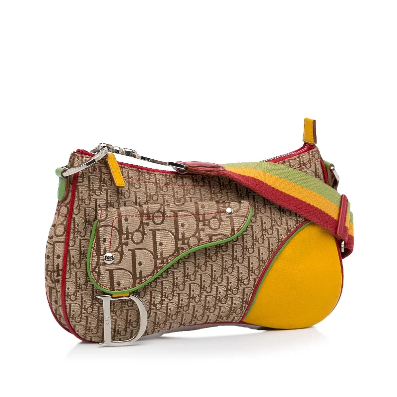 Christian Dior handbags with a removable shoulder strap for versatilityDior Diorissimo Rasta Saddle Messenger (Ev3K3S)