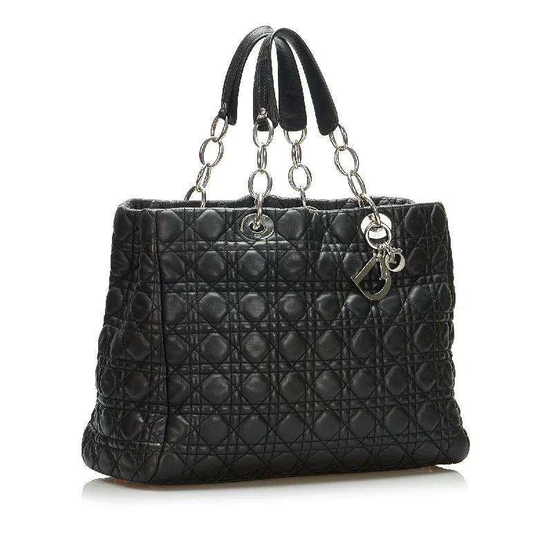 Christian Dior bags with a quilted pattern and gold - toned hardwareDior Large Cannage Lady Dior Soft Tote (6vmiP6)