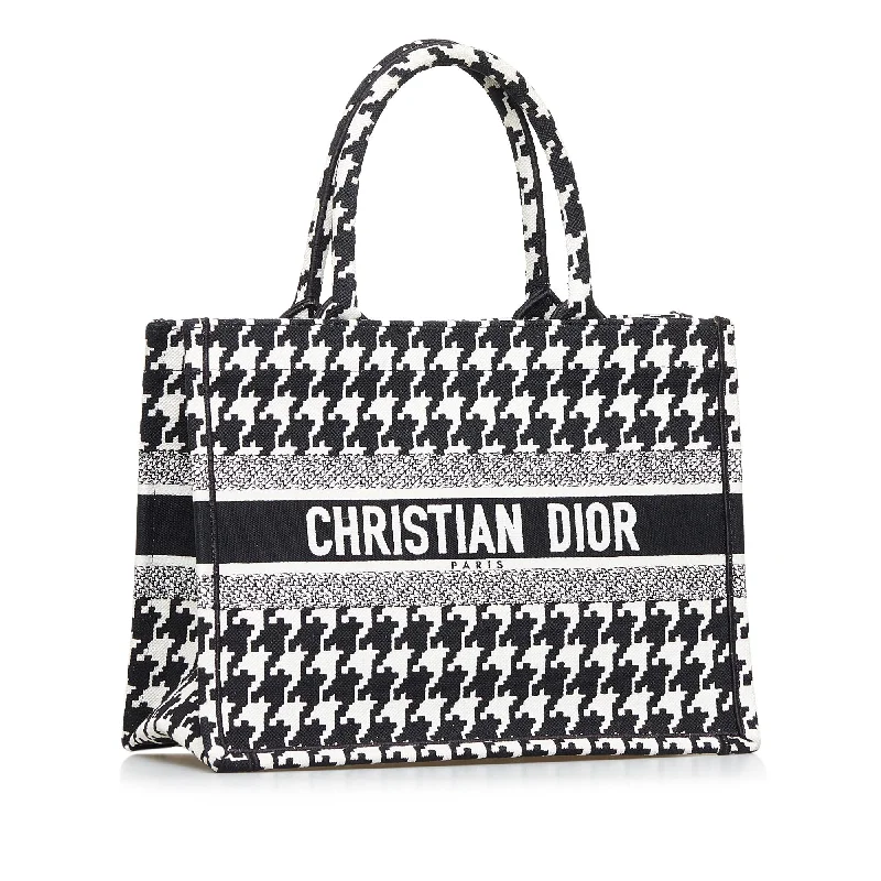 Christian Dior tote bags with a double - handle and shoulder - strap optionDior Medium Macro Houndstooth Book Tote (FmPYVR)