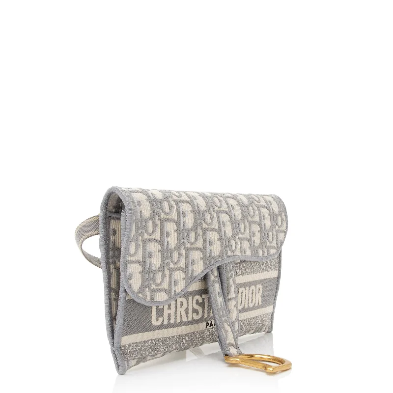 Christian Dior bags with a side - pocket for holding a water bottleDior Oblique Slim Saddle Pouch (fZrtcw)