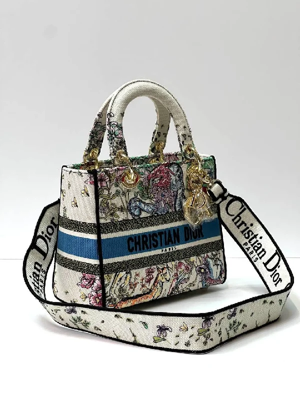 Luxury Christian Dior crossbody bags with a chain - link strapDior MEDIUM Lady D-LITE Bag Latte Multicolor