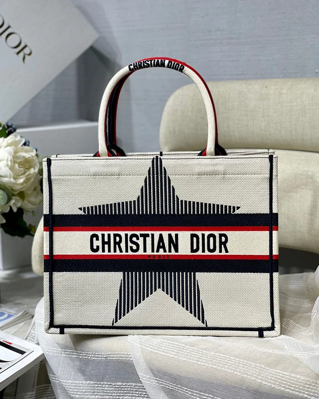 Christian Dior bags with a detachable coin purse insideWF - Dior Bags - 323