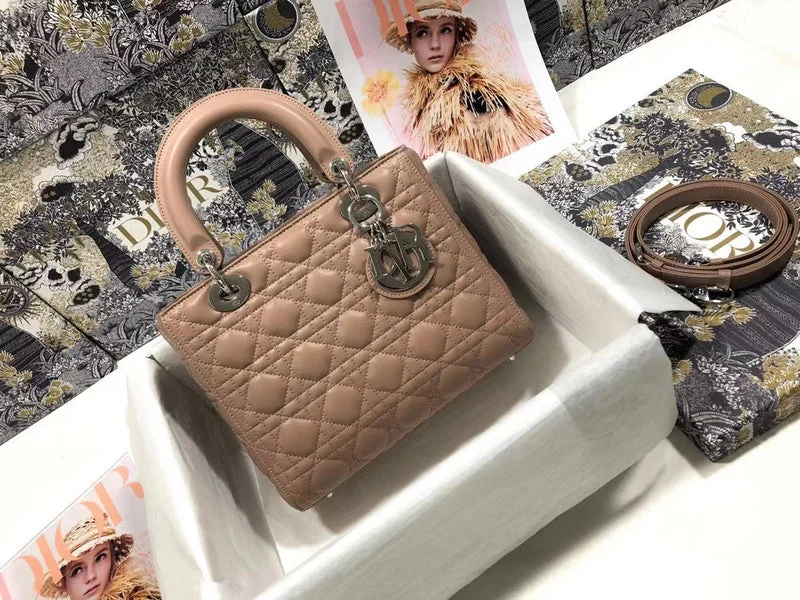 Christian Dior handbags with a detachable mirror for on - the - go touch - upsWF - Dior Bags - 347